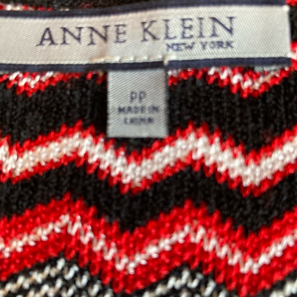Anne Klein Sleeveless Top - Picture 6 of 6